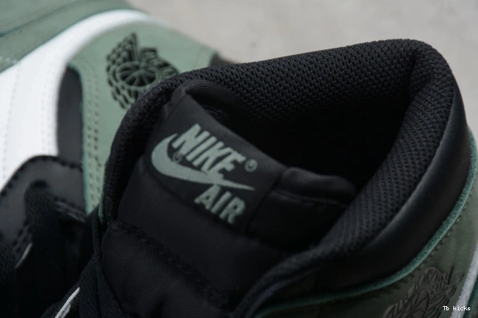 Cheap TBK 555088-135 1 Air Green Clay High OG Retro Jordan 0820